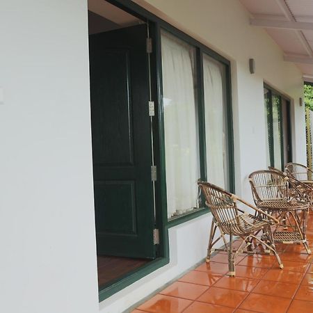 Bed and Breakfast The Tamarillo Уті Екстер'єр фото